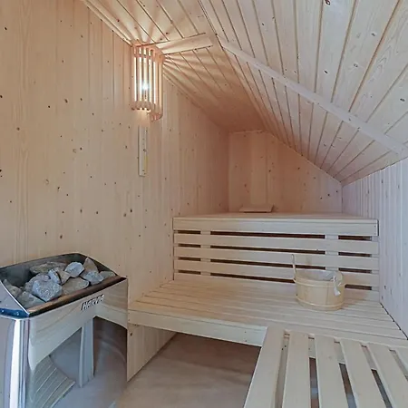 בית נופש Mooy Met Sauna - Landal Park Ooghduyne Aan Zee יוליאנאדורפ